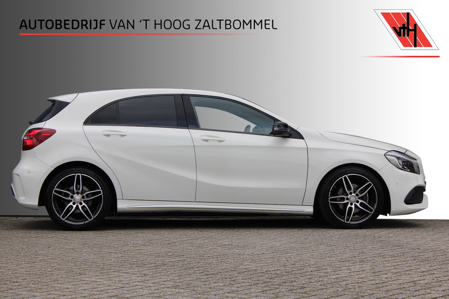 Mercedes-Benz A-klasse - 180 AUT7 AMG Night Edition Plus NL AUTO - AutoWereld.nl