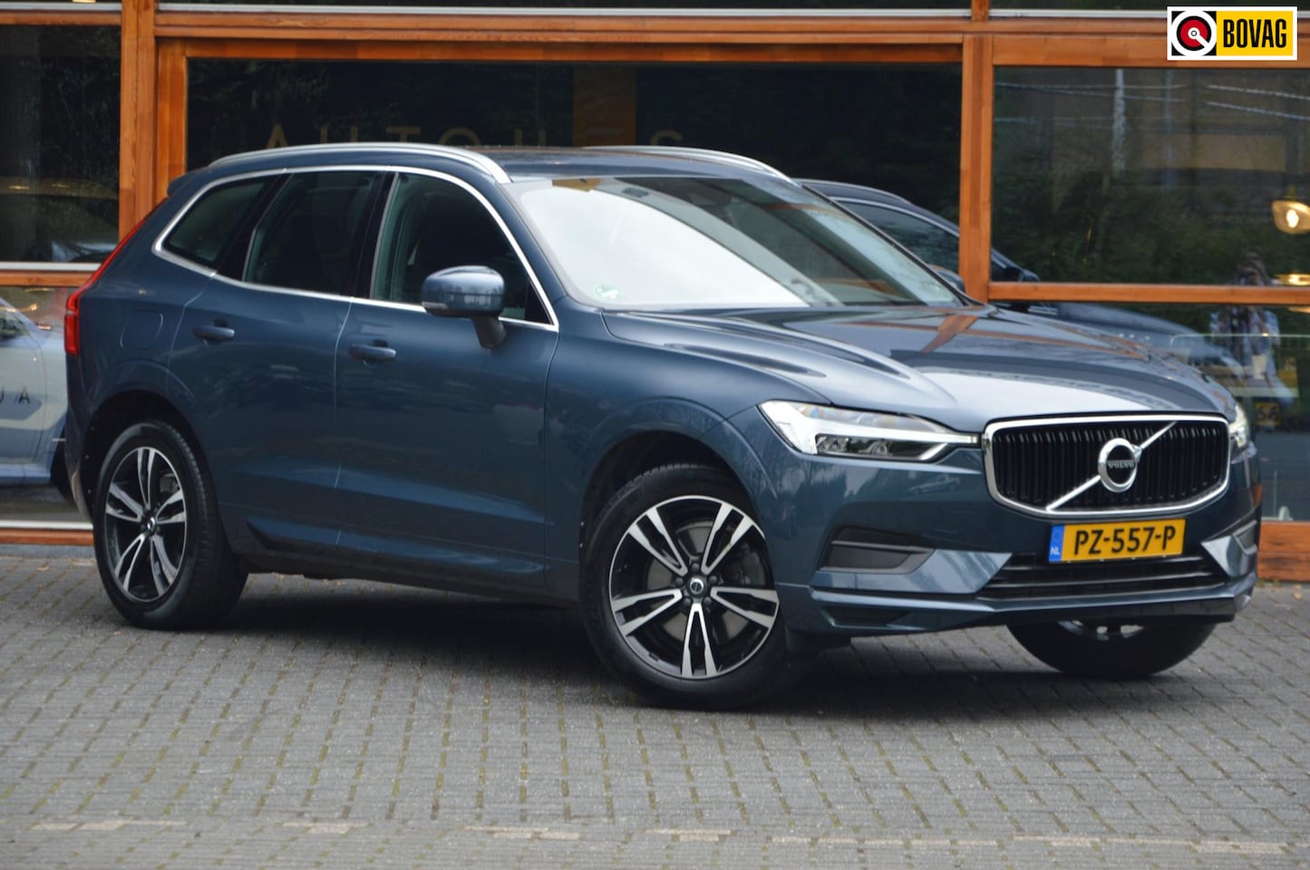 Volvo XC60 - T5 AWD | Apple CarPlay | Cruise Control | Trekhaak 2400KG | Eerste eigenaar | Perfect onde - AutoWereld.nl