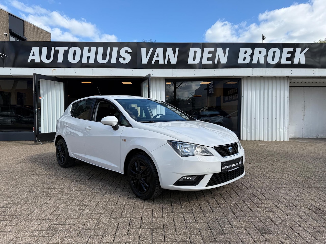 Seat Ibiza - 1.2 TSI 105Pk 5Deurs 1e Eigenaar Ac Cruise Climate Ctr Lmv Elek Pakket Nw Apk - AutoWereld.nl
