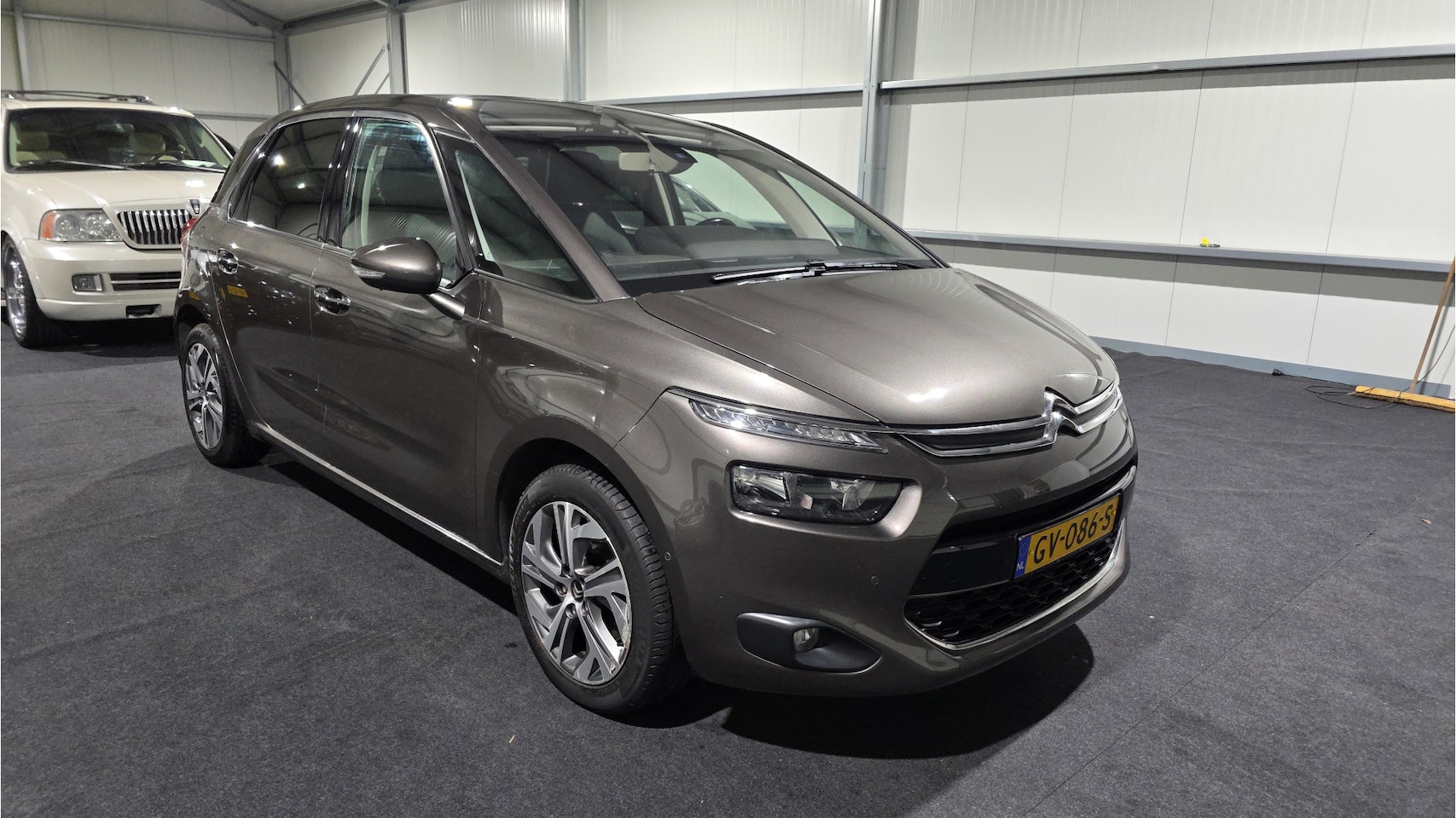 Citroën C4 Picasso - 1.6 THP Shine 1.6 THP Shine - AutoWereld.nl