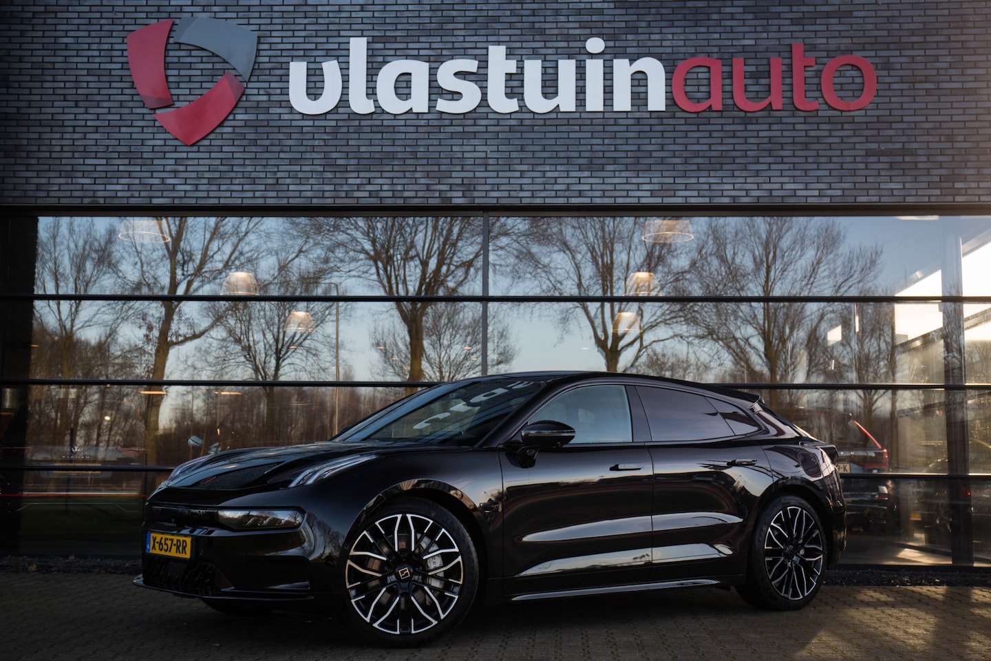 ZEEKR 001 - AWD Privilege 100 kWh AWD Privilege 100 kWh , Trekhaak, HUD, 360-camera - AutoWereld.nl