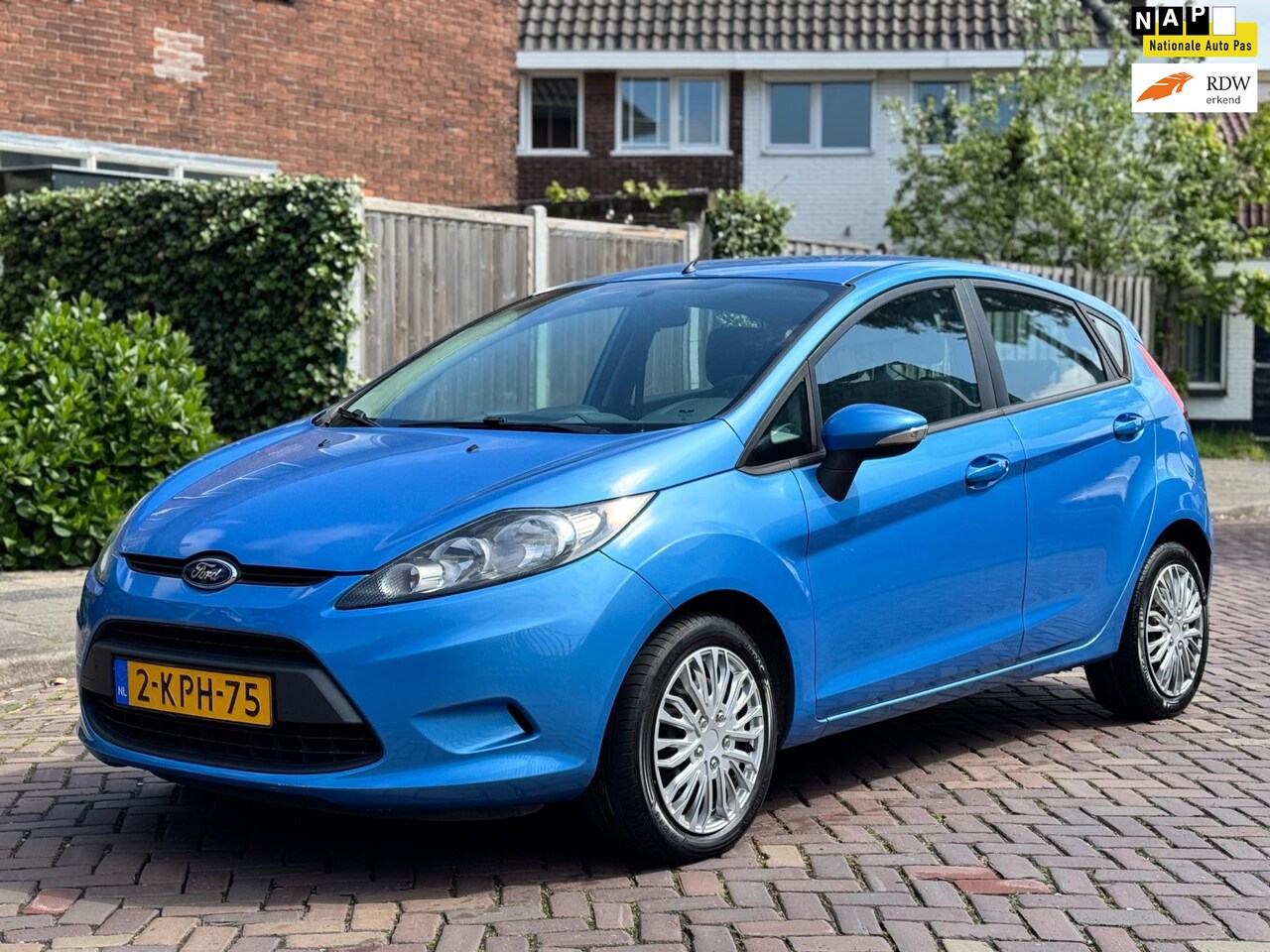 Ford Fiesta - 1.25 Trend|INCL JAAR APK|AIRCO|ELEKRAMEN|STUURBEKR|BOEKJES|2XSLEUTELS| - AutoWereld.nl