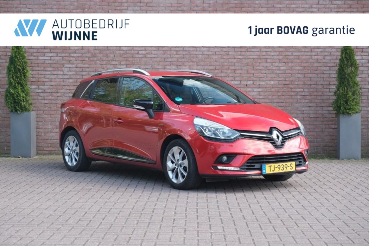 Renault Clio Estate - 0.9 TCe 90pk Limited | Navi | Airco | Cruise | PDC | Trekhaak - AutoWereld.nl