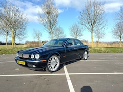Jaguar XJ - 3.0 V6 Sovereign zwart