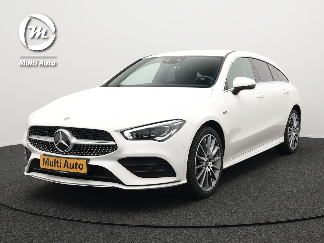 Mercedes-Benz CLA-klasse Shooting Brake - 250 e AMG Plug In Hybrid 218pk Dealer O.H PHEV | Widescreen Navi | Camera | 19"L.M | Multi - AutoWereld.nl
