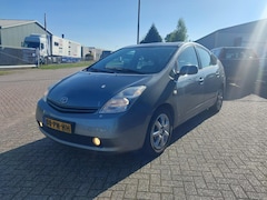 Toyota Prius - 1.5 VVT-i GOED LEZEN