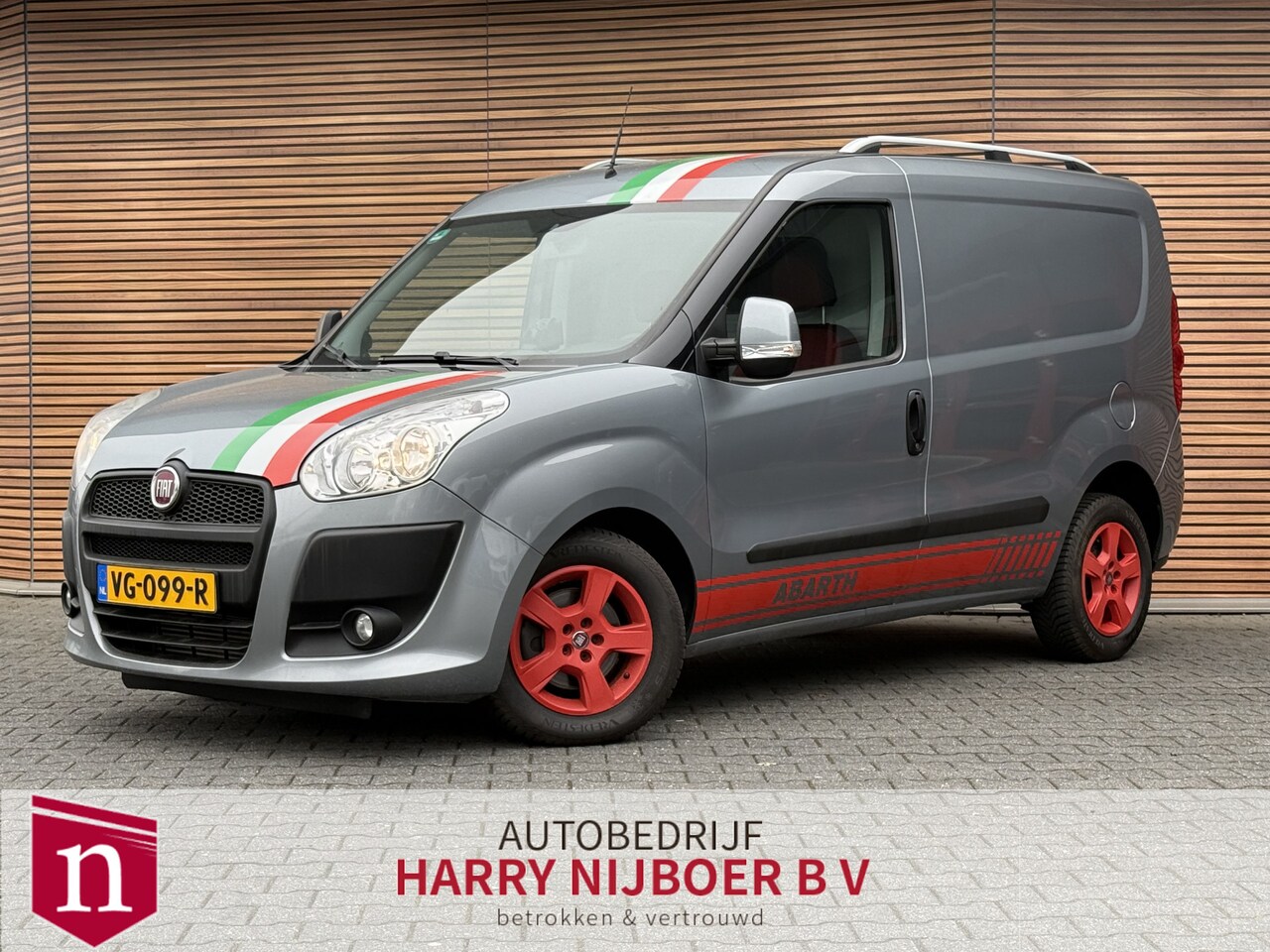 Fiat Doblò Cargo - 1.3 MultiJet SX Abarth Trekhaak / Navi / Cruise / Airco / Uniek! - AutoWereld.nl