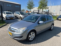 Opel Astra - 1.6 Business niuewe koppeling