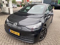 Volkswagen ID.3 - PURE 45KWH | NL-AUTO | 1e EIGENAAR | STOELVERWARMING | ADAPTIVE CRUISE | LED | PRACHTIGE S