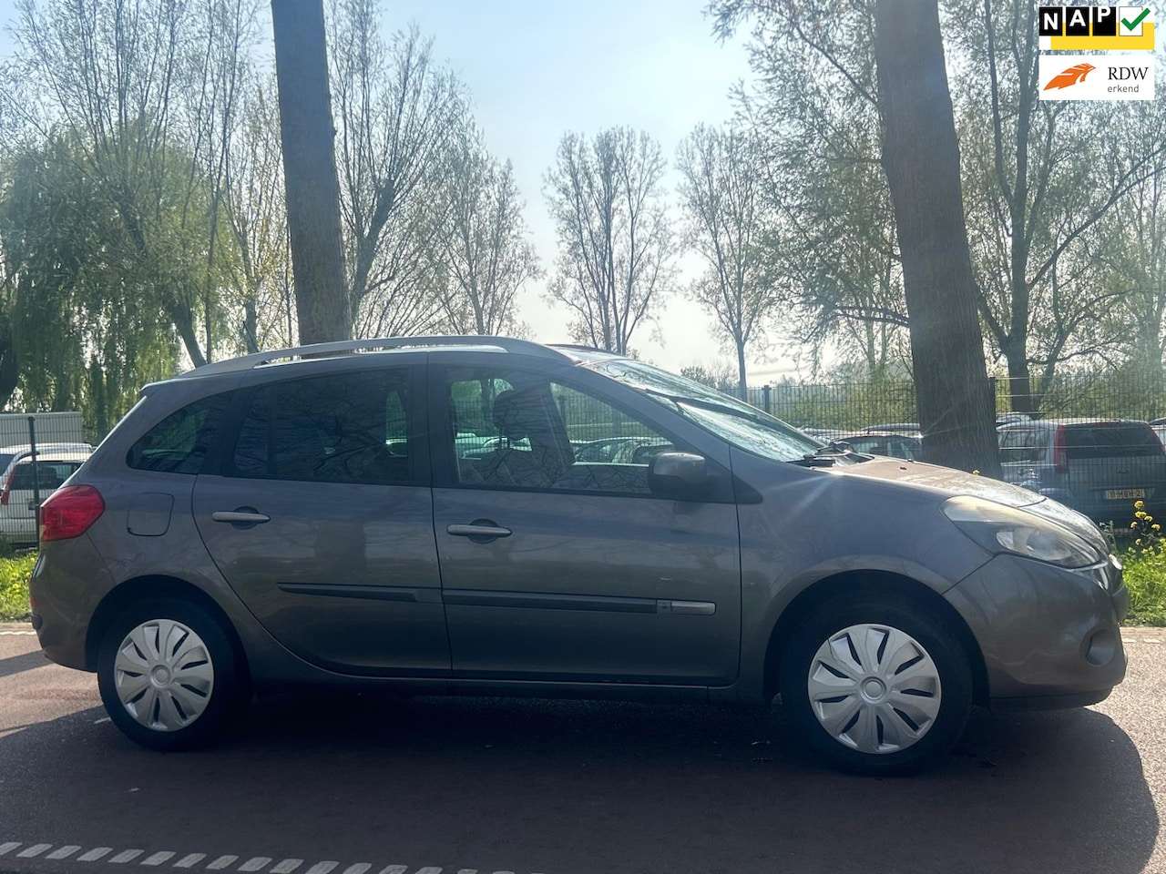 Renault Clio Estate - 1.2-16V Authentique AIRCO!APK!KOOPJE! - AutoWereld.nl