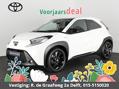 Toyota Aygo X - 1.0 VVT-i MT First Sport | Apple Carplay & AndroidAUTO | Stoelverwarming | Camera | Privac