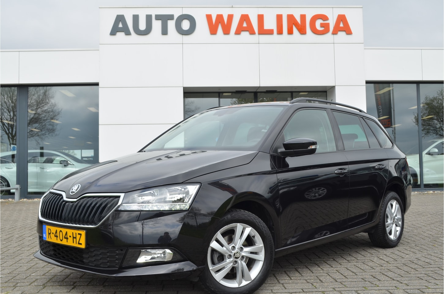 Skoda Fabia Combi - 1.0 TSI Ambition Carplay | Climate | Getint glas | LMV | PDC | Cruise - AutoWereld.nl