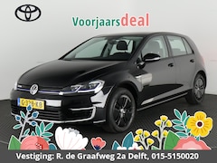 Volkswagen e-Golf - Black Edition 100 kW | Navigatie | Climate Control | Lichtsensor |
