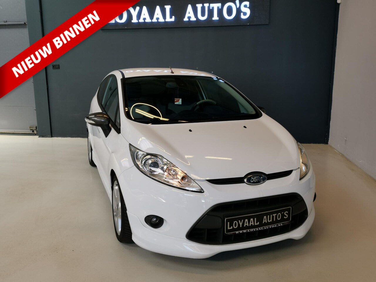 Ford Fiesta - 1.4 Trend | AIRCO | PDC | STOEL.VERW | LEDER | APK. - AutoWereld.nl