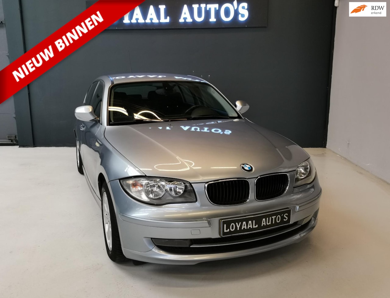 BMW 1-serie - 118i Business Line | AUT | AIRCO | CRUISE | PDC | ELEK.RAMEN | APK. - AutoWereld.nl