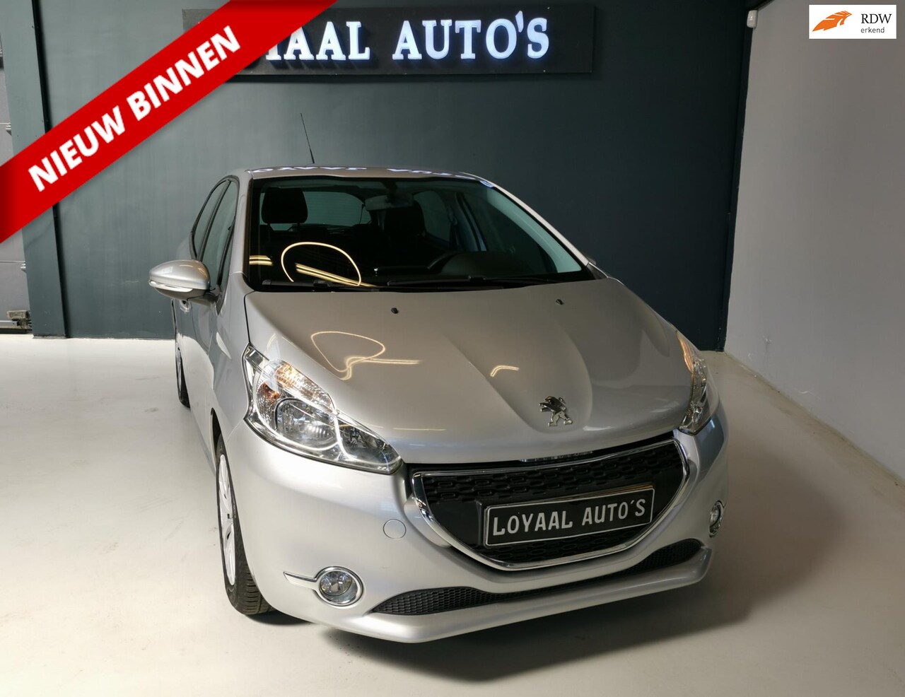 Peugeot 208 - 1.2 VTi Active | NAVI | AIRCO | CRUISE | PDC | ELEK.RAMEN | APK. - AutoWereld.nl