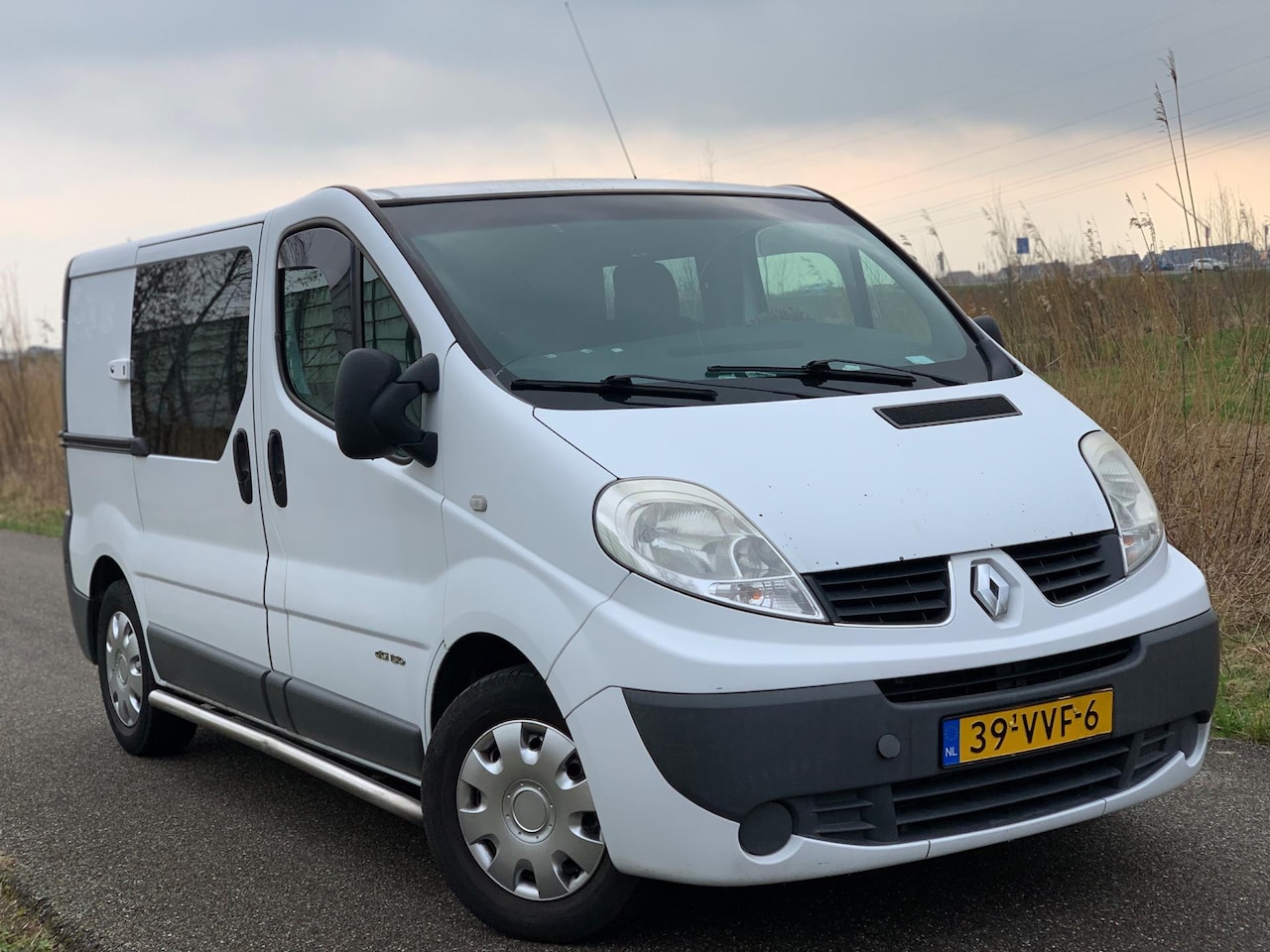 Renault Trafic - 2.5 dCi T27 L1H1 AIRCO NAVI DC 2008 AUT LEZEN - AutoWereld.nl