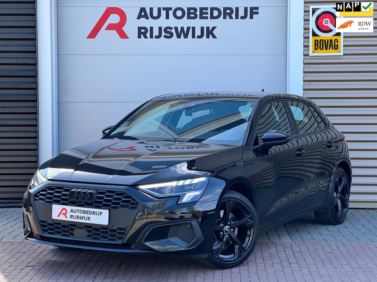 Audi A3 Sportback - 40 TFSI e Edition RS zetels/Navi/Keyless - AutoWereld.nl