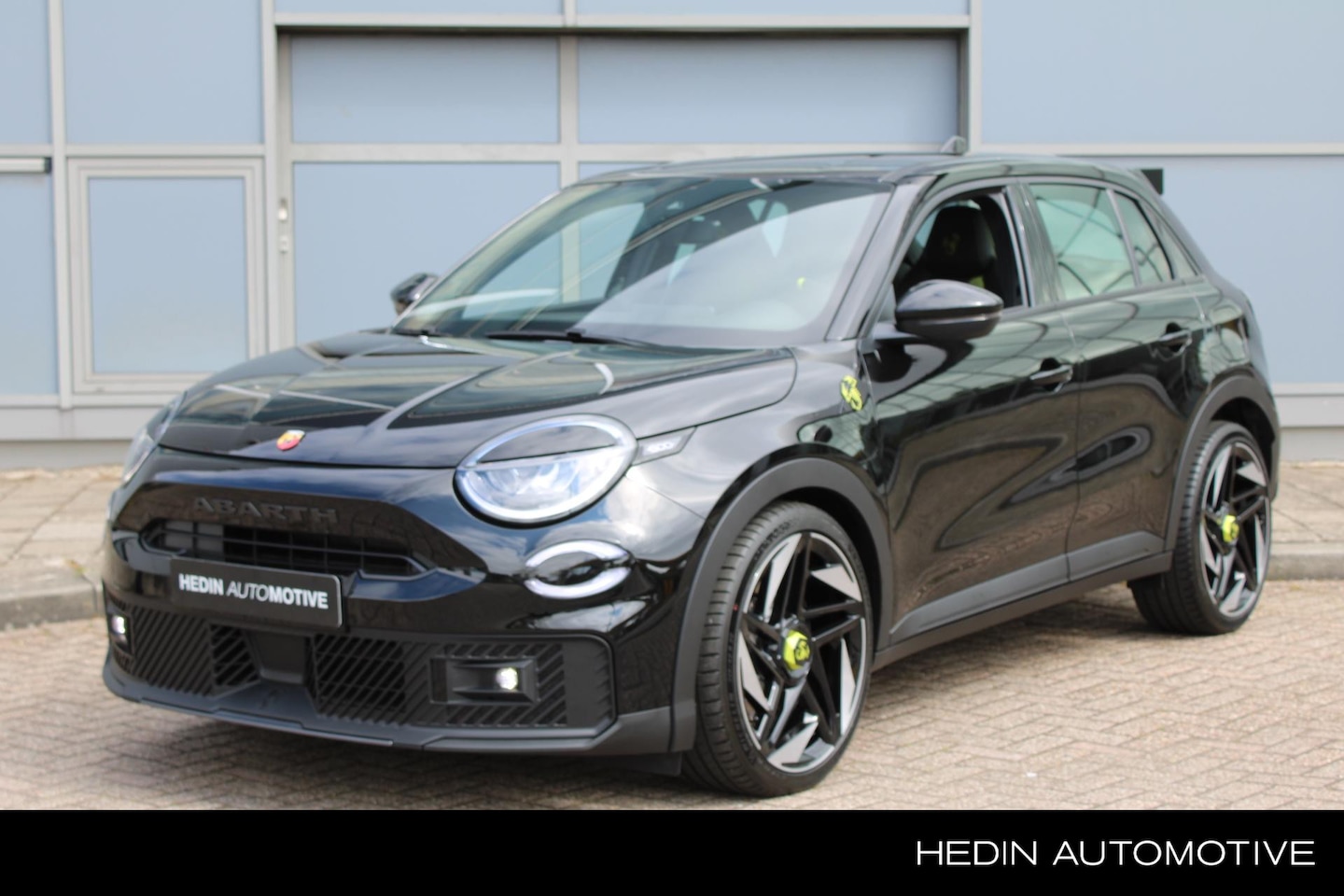 Abarth 600e - Turismo | 240pk 54 kWh | Sabelt sportstoelen | Adaptieve Cruise Control | 20 inch LMV | Ve - AutoWereld.nl