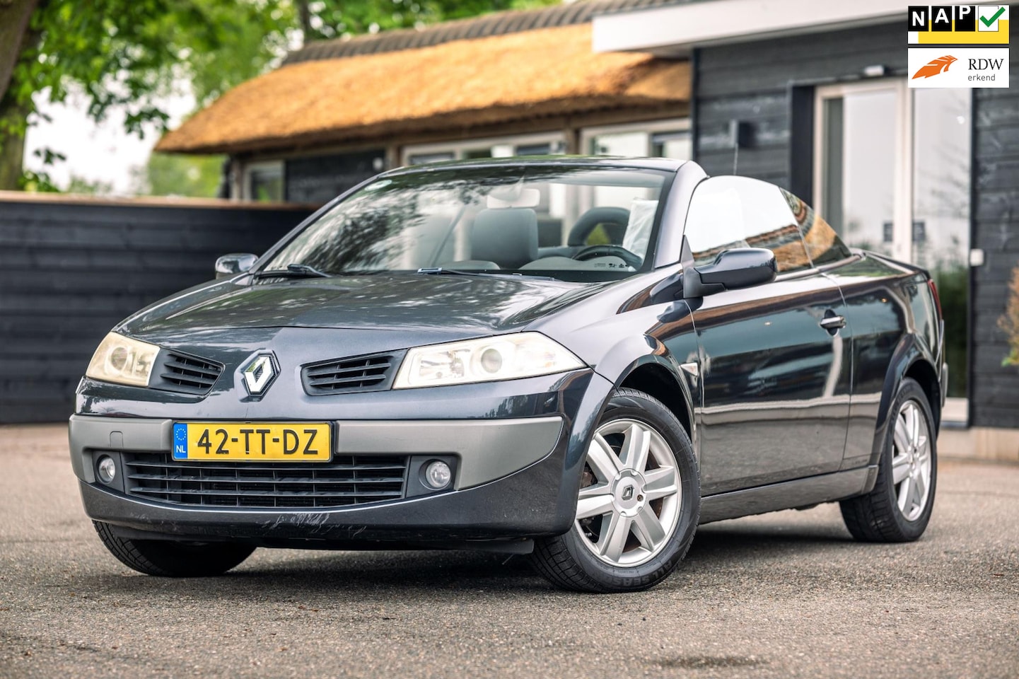 Renault Mégane coupé cabriolet - 1.6-16V Authentique I zeer netjes I 2e eigenaar I nieuwstaat I - AutoWereld.nl