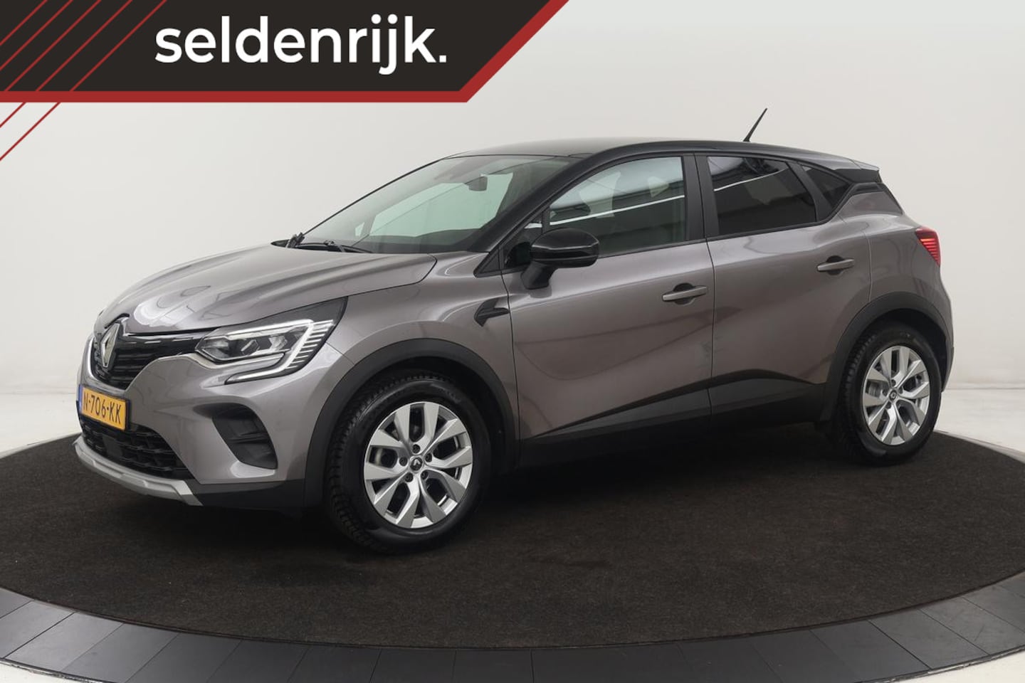 Renault Captur - 1.0 TCe Zen | Trekhaak | Full LED | Cruise control | DAB | Airco | Bluetooth - AutoWereld.nl