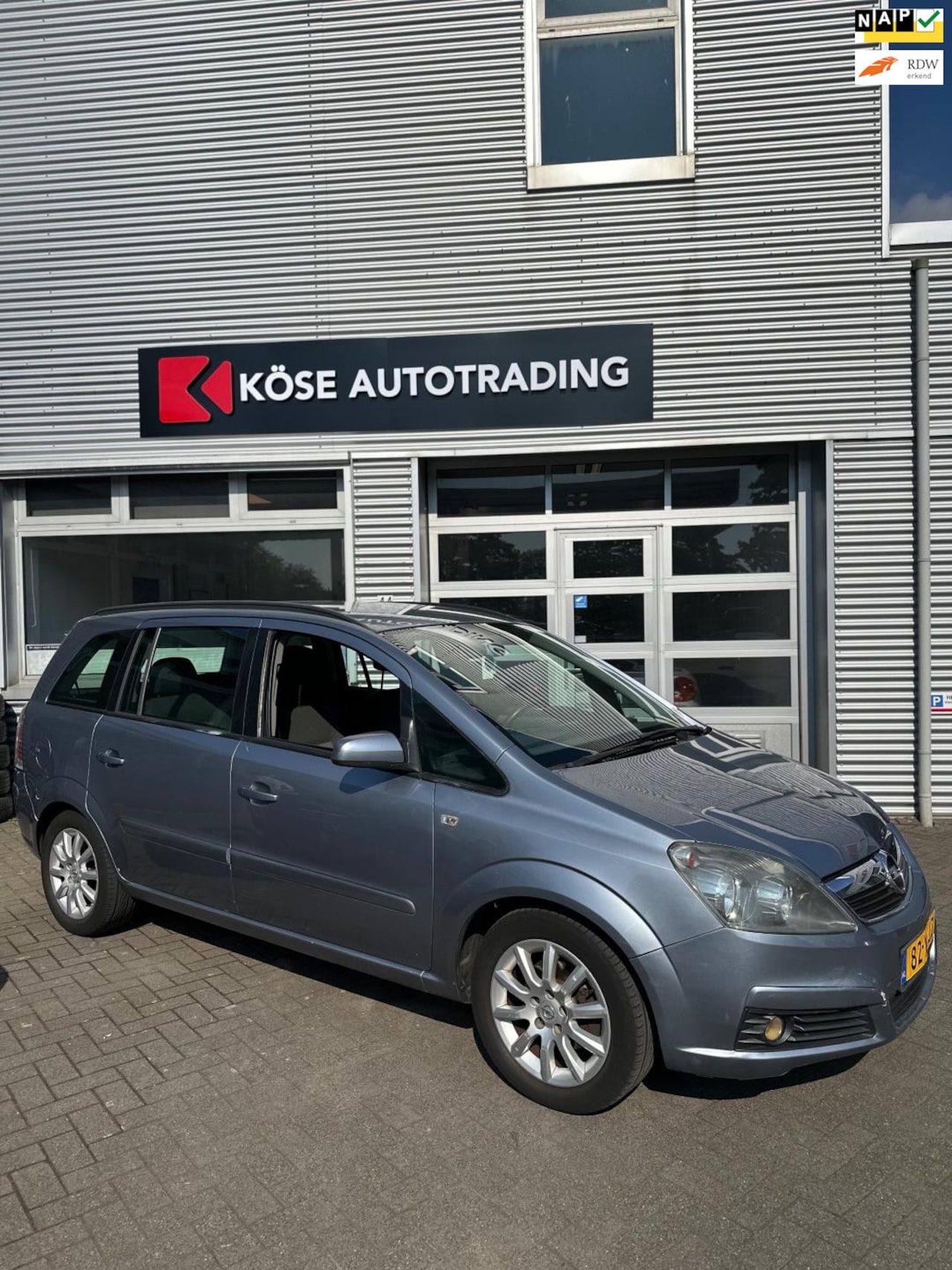 Opel Zafira - 1.6 Temptation 7 PERSOONS - AutoWereld.nl