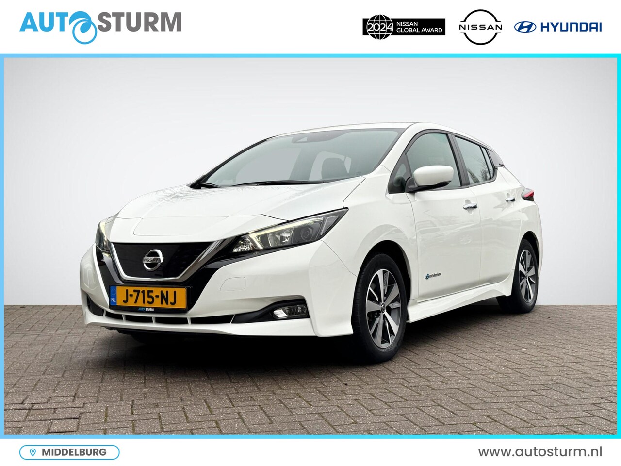 Nissan LEAF - Acenta 40 kWh | Navigatie | Camera | Apple Carplay/Android Auto | Dodehoek | Adapt. Cruise - AutoWereld.nl