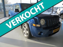 Jeep Patriot - 2.4 Limited Liberty*AUTOMAAT*LEER*STOELVERW*TREKHAAK*NAP