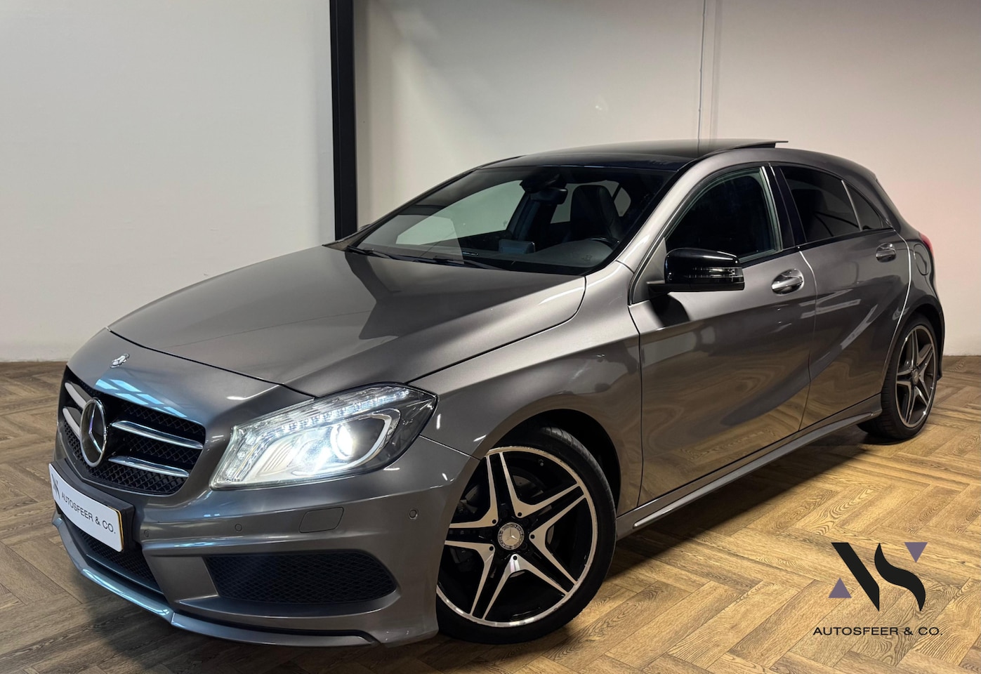 Mercedes-Benz A-klasse - A180 AMG PANO PDC NAP' - AutoWereld.nl