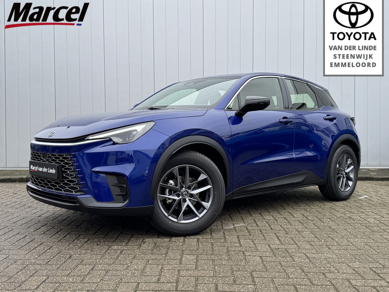 Lexus LBX - 2WD 1.5 Hybrid Comfort Safety Stoelverwarming Carplay PDC BSM Snel Rijden! - AutoWereld.nl