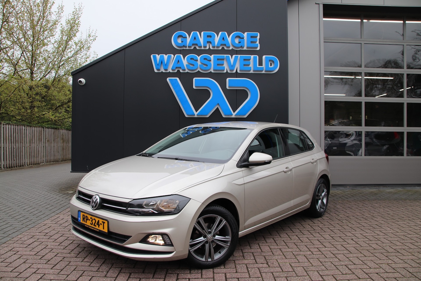 Volkswagen Polo - 1.0 TSI BMT Comfortline 1e-eigen/CarPlay/Adaptive Cruise - AutoWereld.nl