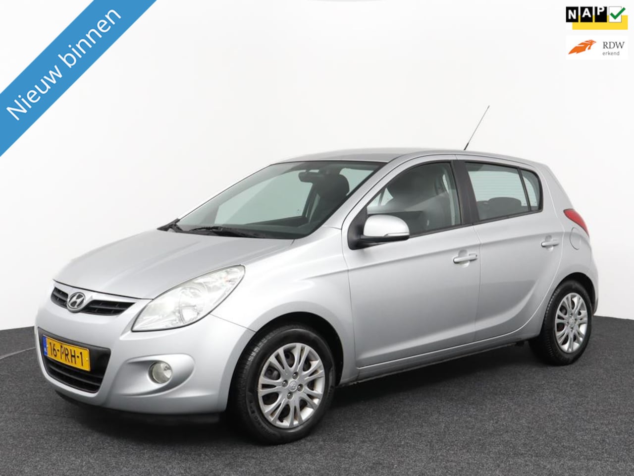 Hyundai i20 - 1.2i i-MOTION BJ011 5DRS AIRCO TREKHAAK - AutoWereld.nl