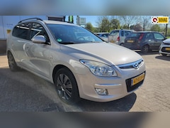 Hyundai i30 CW - 1.6i Dynamic AUTOMAAT