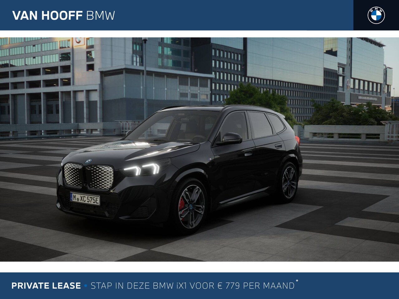 BMW iX1 - eDrive20 High Executive M Sport / Panoramadak / Trekhaak / Sportstoelen / Adaptieve LED / - AutoWereld.nl