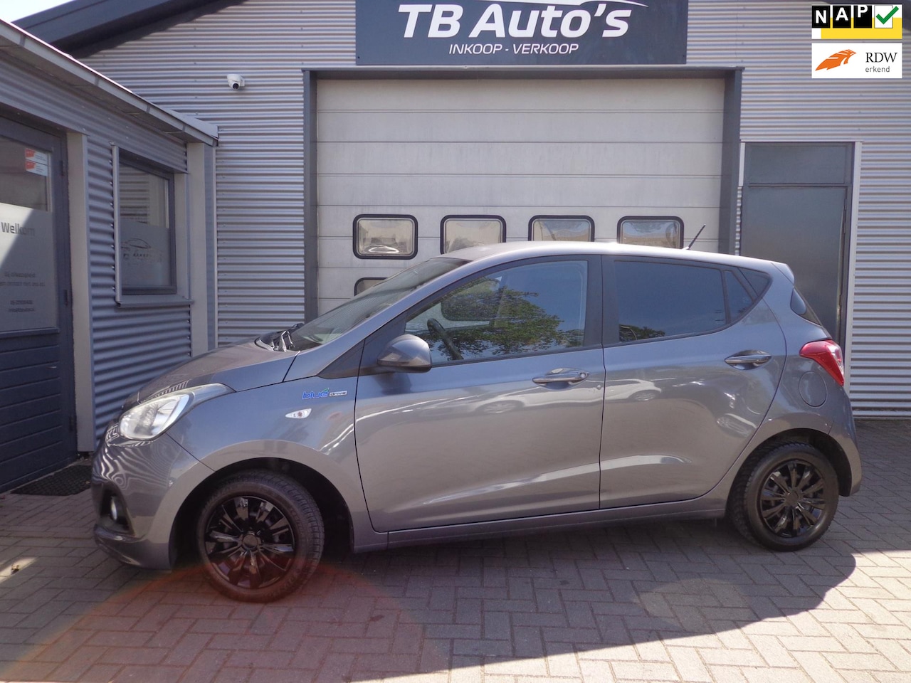 Hyundai i10 - 1.0i i-Motion Comfort ! CLIMA ! - AutoWereld.nl
