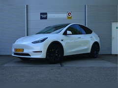 Tesla Model Y - Long Range AWD 75 kWh 20" Alu, AutoPilot
