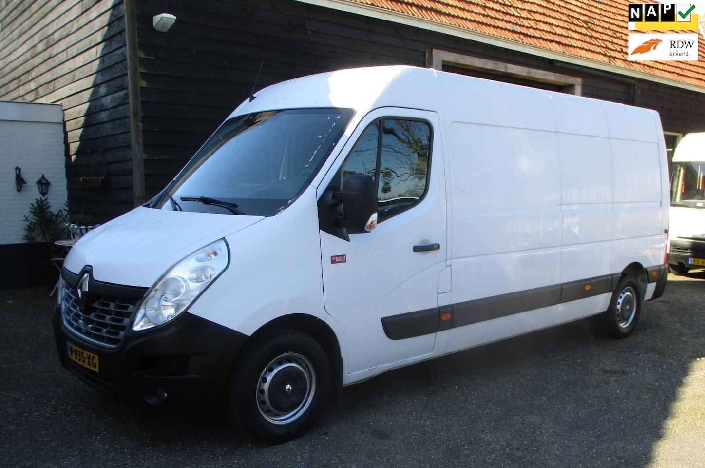 Renault Master - T35 2.3 dCi L3H3 T35 2.3 dCi L3H3 , 1E. EIG, Nette auto, 3-2019 - AutoWereld.nl