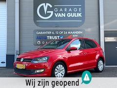 Volkswagen Polo - 1.2-12V Team 69PK Navi, Clima, Cruise, Trekhaak, Isofix, Pdc, Stoelverwarming, ElektrRamen