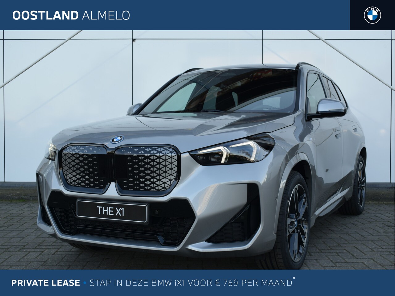 BMW iX1 - eDrive20 M Sport / Trekhaak / Sportstoelen / Adaptieve LED / M Adaptief onderstel / Parkin - AutoWereld.nl