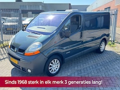Renault Trafic - 2.5 dCi L1H1 NL BUS NAP Airco l Navigatie l TREKHAAK l DEALER OH TOPBUS l Zeer netjes