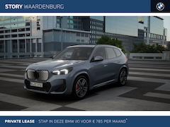 BMW iX1 - eDrive20 M Sport / Panoramadak / Trekhaak / Sportstoelen / Adaptieve LED / M Adaptief onde