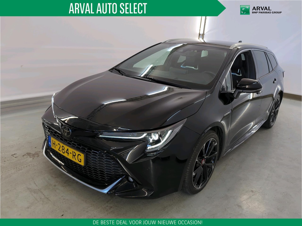 Toyota Corolla Touring Sports - 2.0 Hybrid 184pk Automaat Business GR-Sport | 18" | Navi | Apple CarPlay | Camera | Half L - AutoWereld.nl