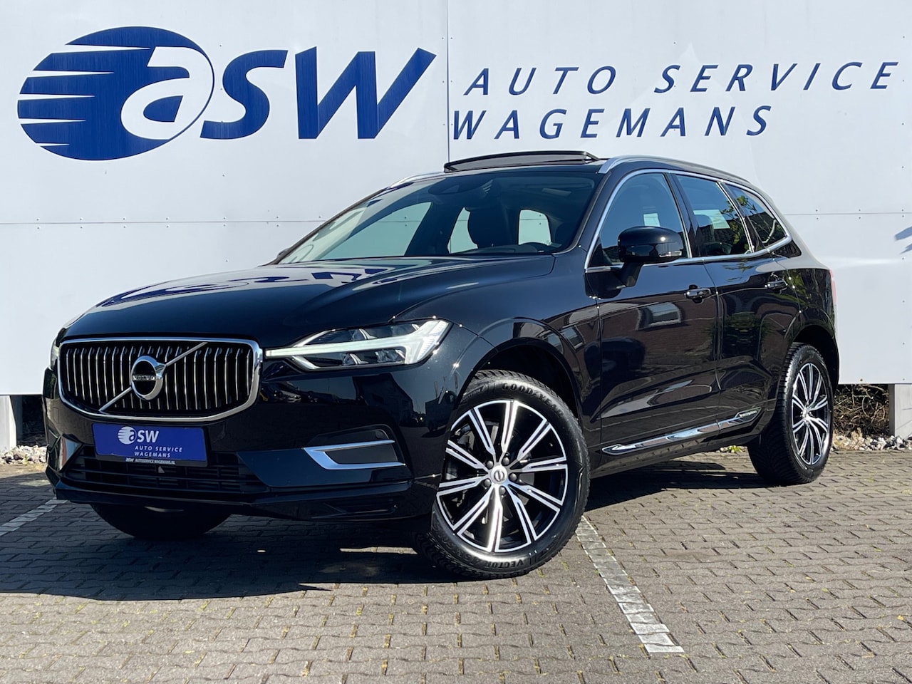 Volvo XC60 - 2.0 T5 Inscription | Pano | Pilot Assist | Leder | Camera | LED | HUD | 19 inch - AutoWereld.nl