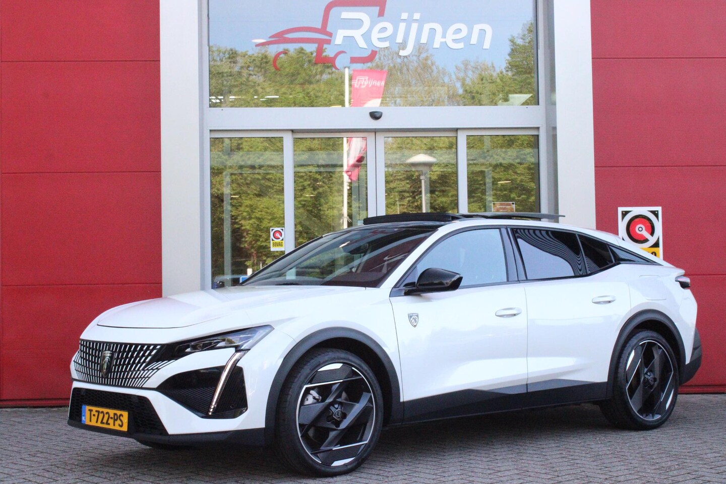 Peugeot 408 - 1.6 HYbrid 225PK GT **ALLE OPTIES** | PANORAMISCH SCHUIF/KANTEL DAK | MATRIX LED KOPLAMPEN - AutoWereld.nl