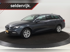 Seat Leon - 1.5 eTSI Style Launch Edition | Trekhaak | Carplay | Adaptive cruise | Carplay | Navigatie
