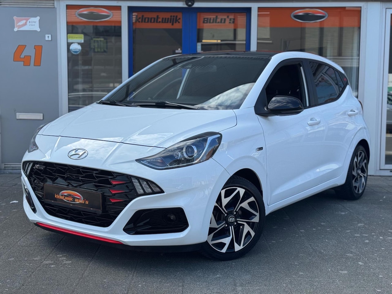 Hyundai i10 - 1.0 T-GDI N Line Navigatie Cruise CarPlay LM Velgen Dealer Onderhouden 5-zits - AutoWereld.nl
