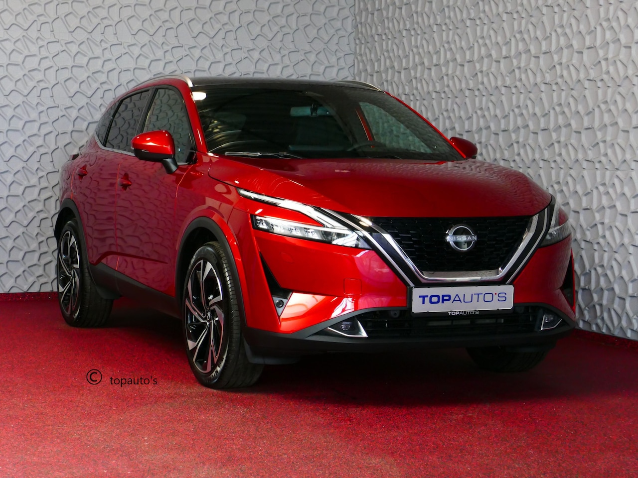 Nissan Qashqai - 1.3 MHEV 160PK TEKNA PLUS LEER PANO MASSAGE BOSE STOEL/STUUR/RUIT VERW MATRIX.LED ELEK.KLE - AutoWereld.nl