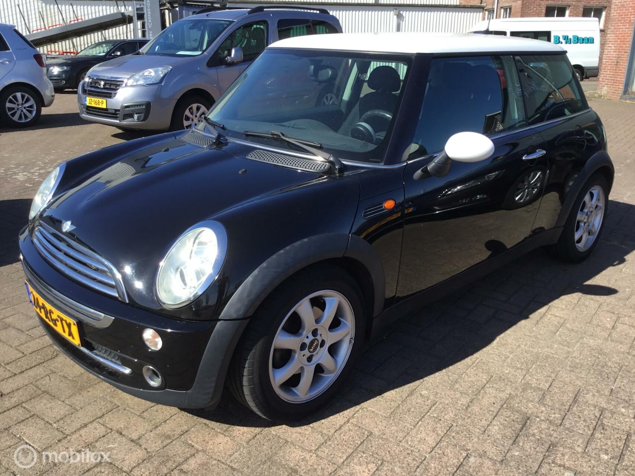 MINI Cooper - Mini 1.6 Pepper super nette auto rijd perfect - AutoWereld.nl