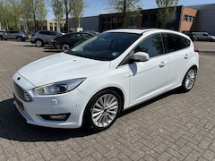 Ford Focus - 1.5 Titanium Sport Edition AUT XENON SCHUIFDAK NAP