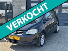 Volkswagen Fox - 1.4 Trendline / Electrische Ramen & Spiegels / Dealer onderhouden